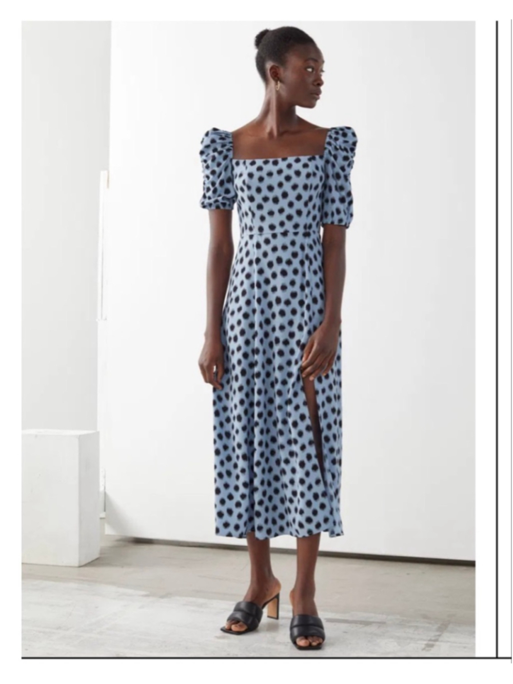 & Other Stories Puff shoulder Crepe Midi Dress Blue animal print- Size 4